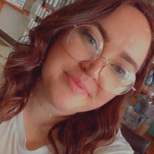 Meet your Posher, Aston